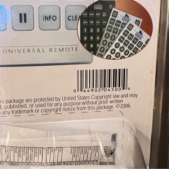 NEW Jumbo Universal Remote Control Up to 8 Devices. GLOW in the Dark Buttons BIG - Picture 9 of 11